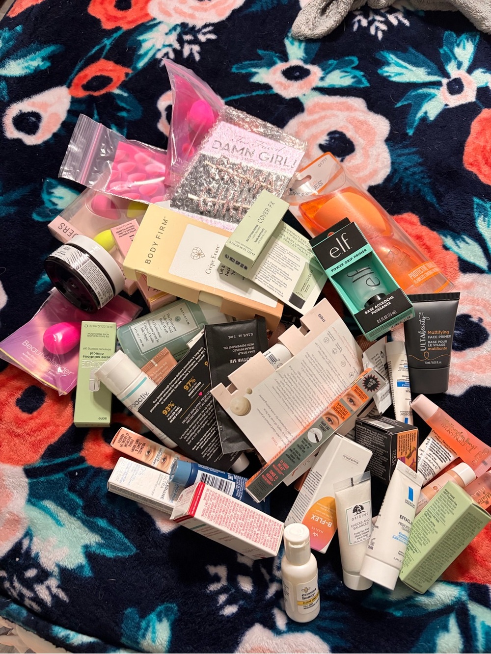 Mixed Beauty Sample Lot - Assorted Skincare & Makeup